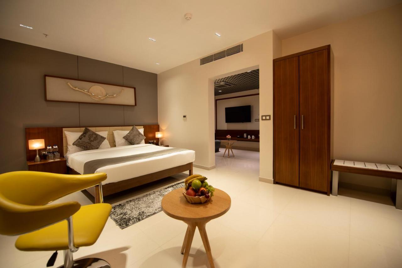 Morvee Hotels Durgapur Buitenkant foto