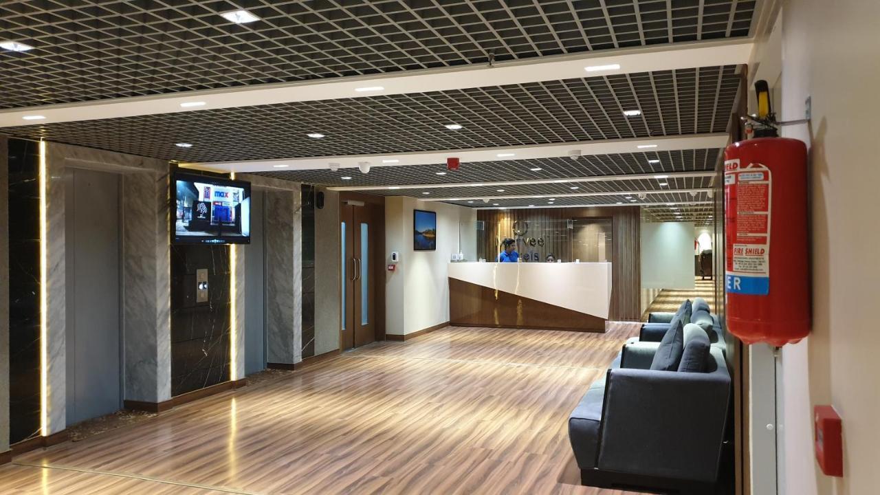 Morvee Hotels Durgapur Buitenkant foto