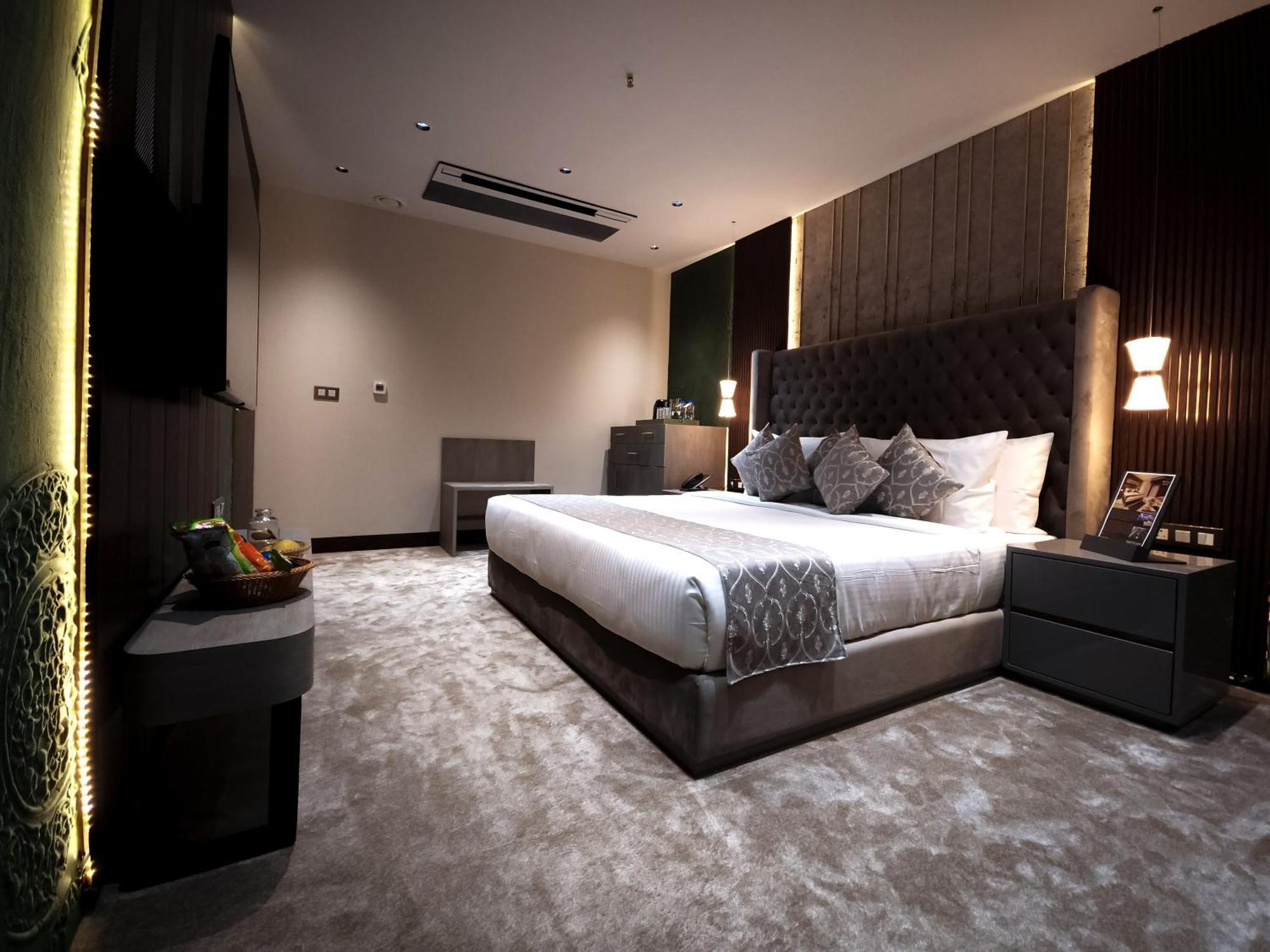 Morvee Hotels Durgapur Buitenkant foto