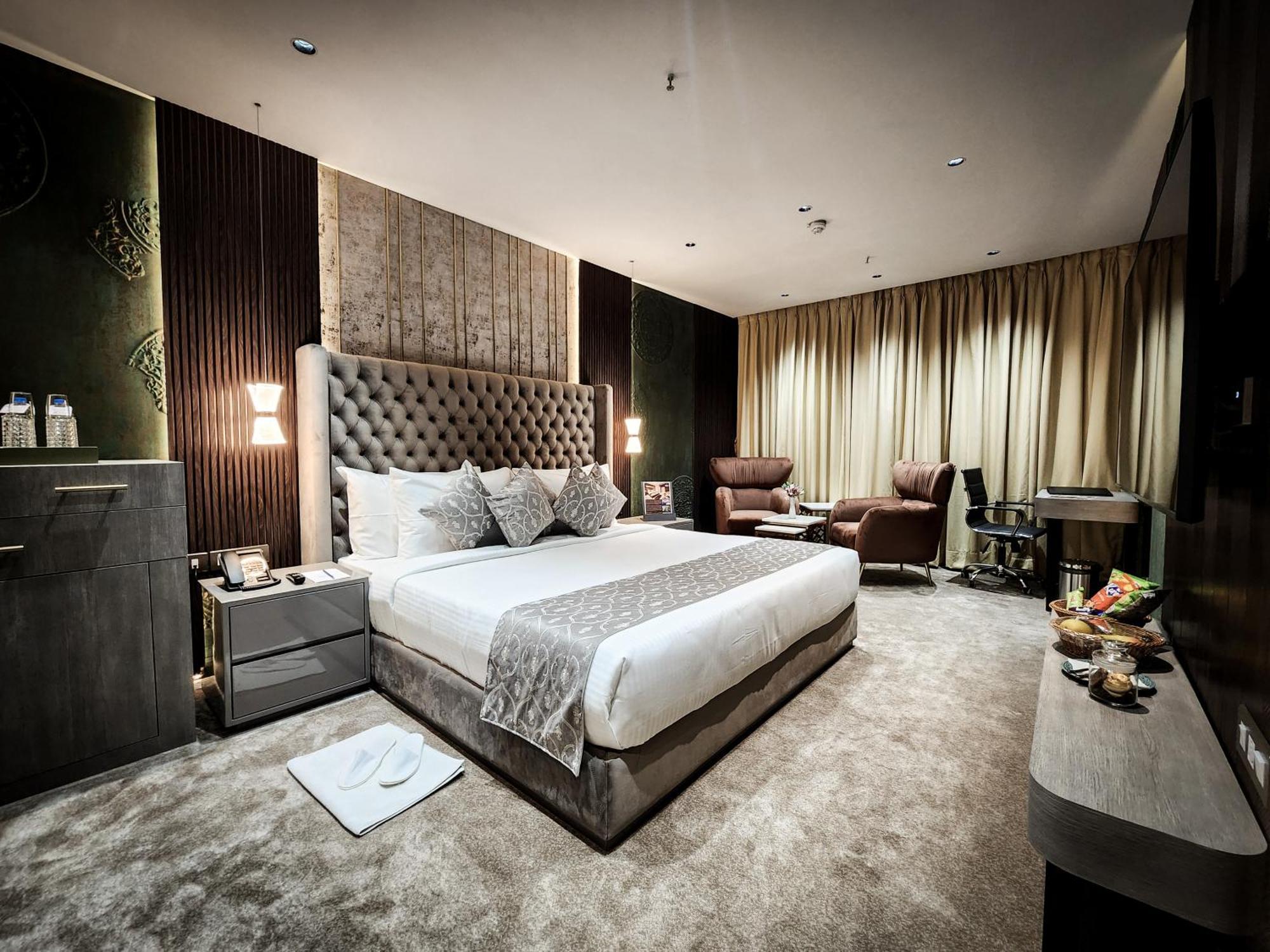 Morvee Hotels Durgapur Buitenkant foto