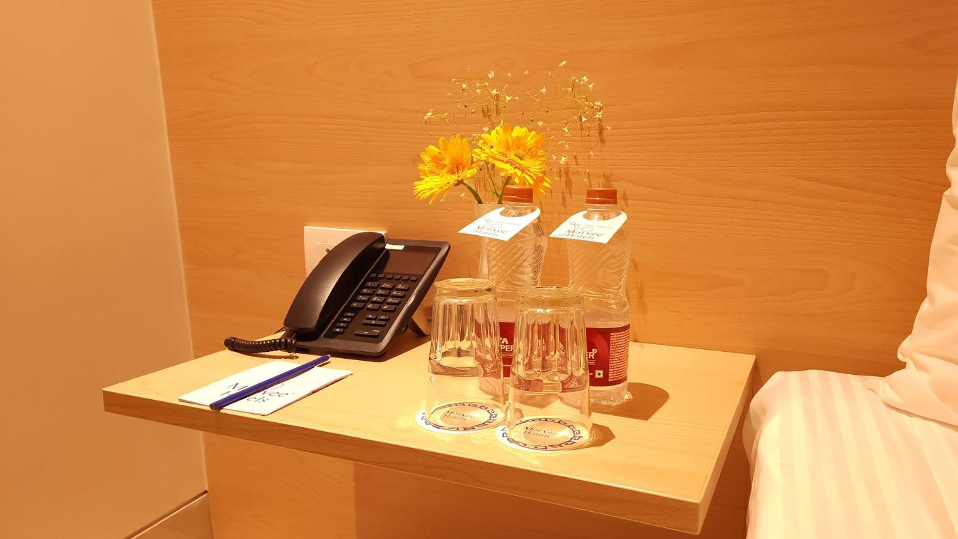 Morvee Hotels Durgapur Buitenkant foto