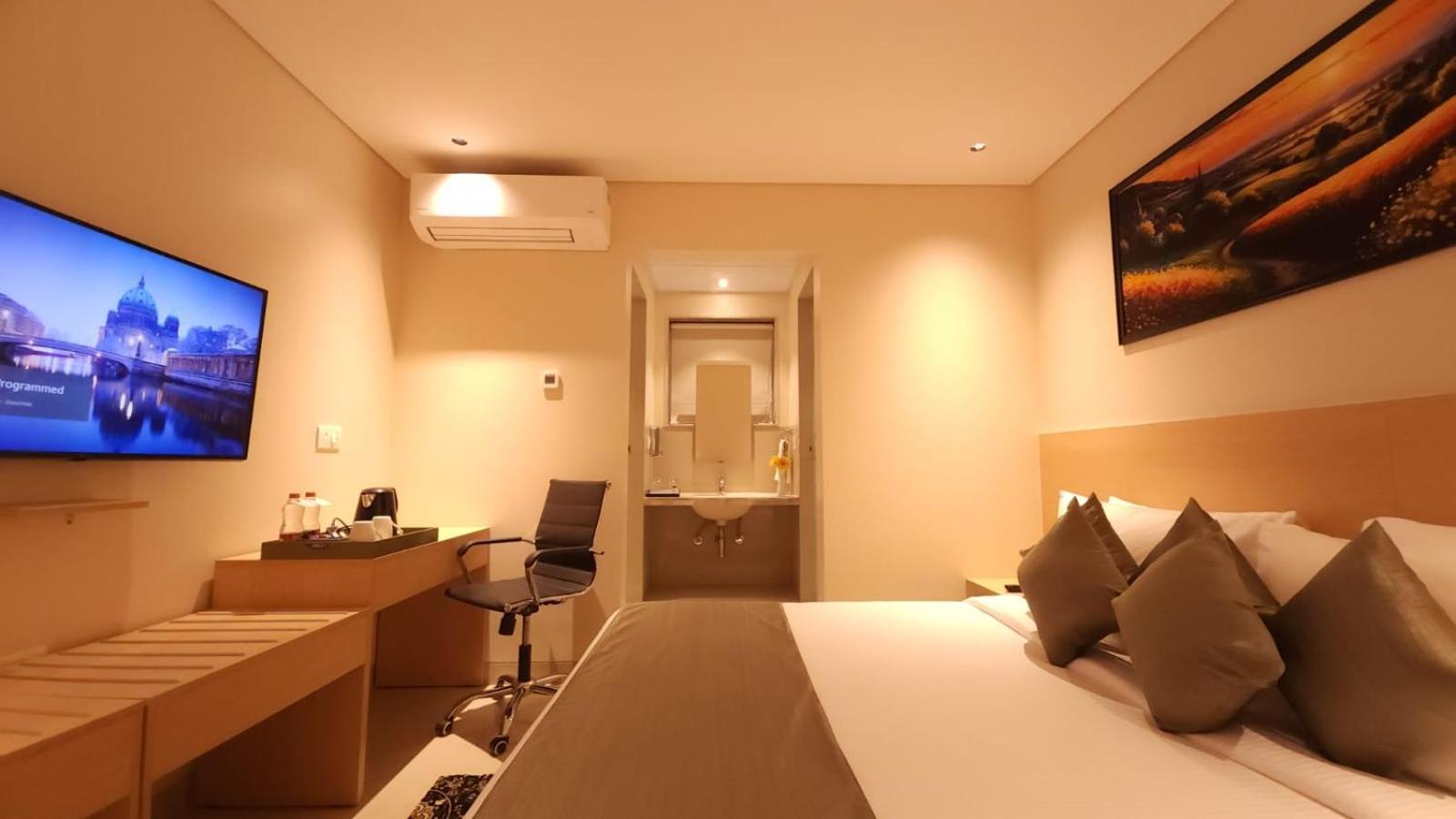Morvee Hotels Durgapur Buitenkant foto