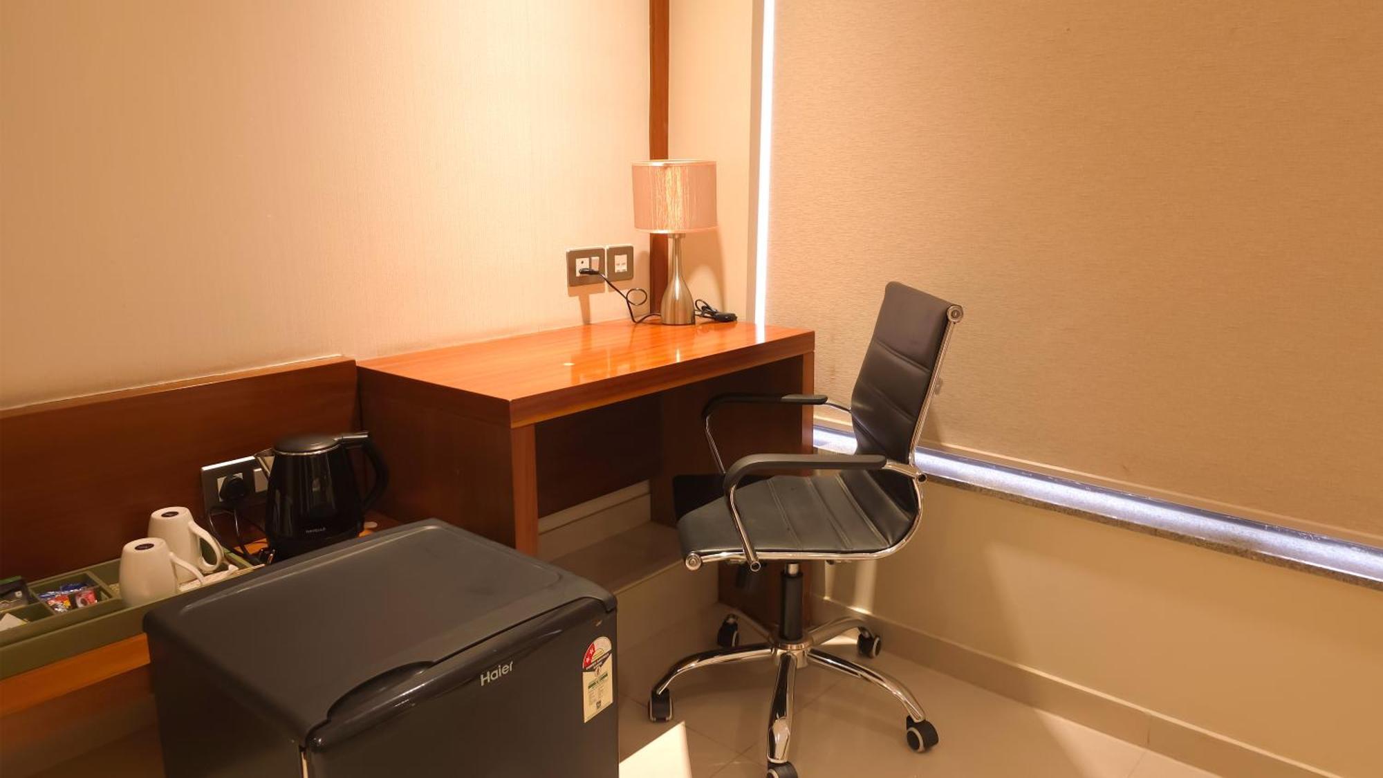 Morvee Hotels Durgapur Buitenkant foto