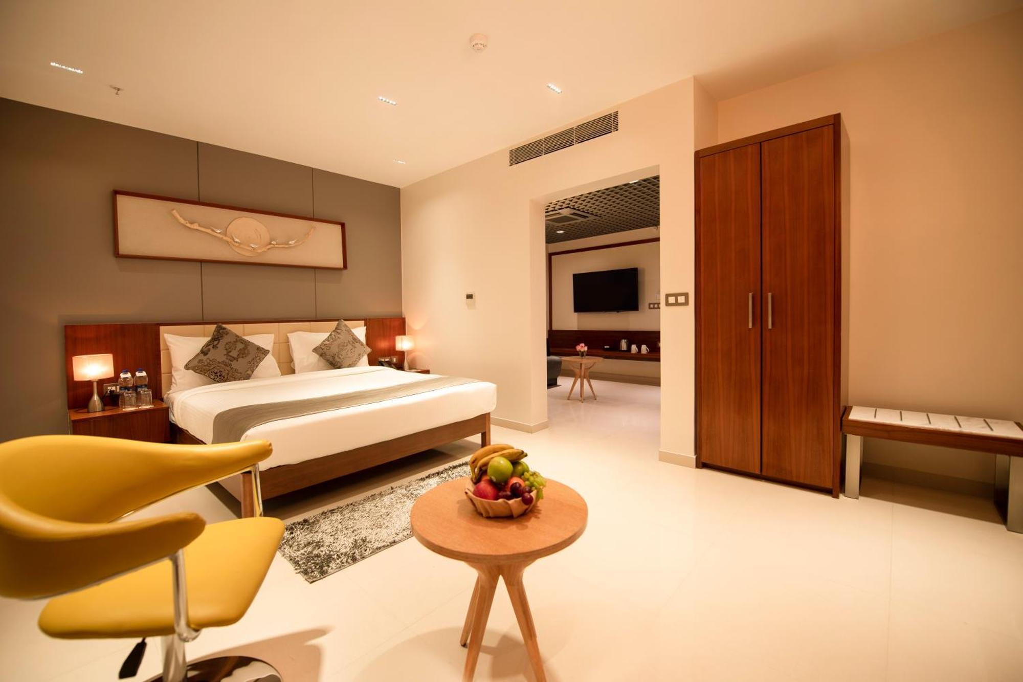 Morvee Hotels Durgapur Buitenkant foto