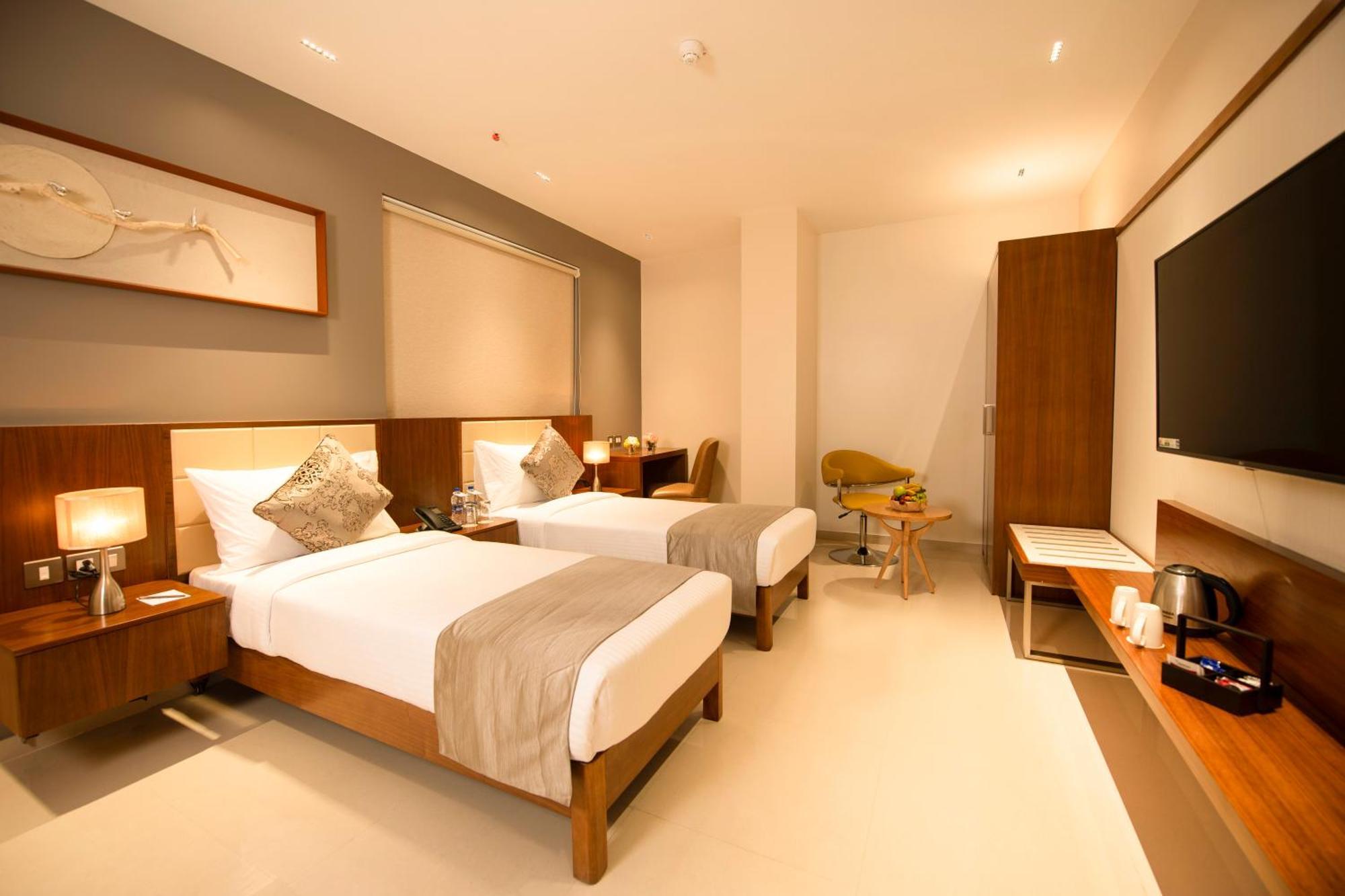 Morvee Hotels Durgapur Buitenkant foto