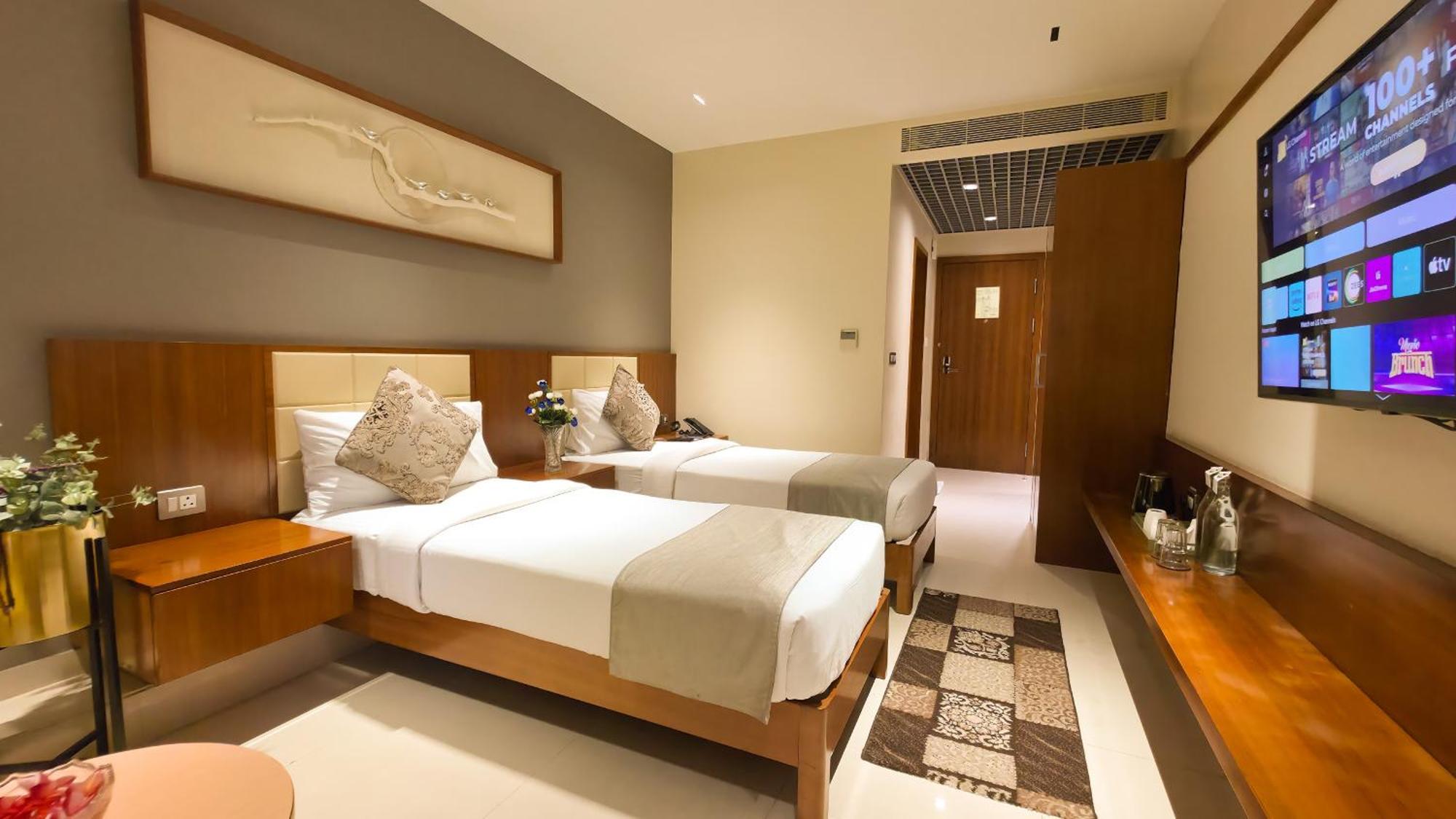 Morvee Hotels Durgapur Buitenkant foto
